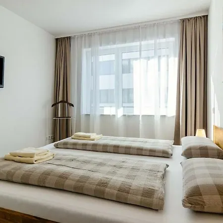 In With Swimming Pool