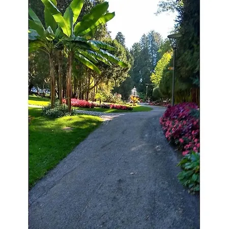 Σπίτι διακοπών In With Swimming Pool